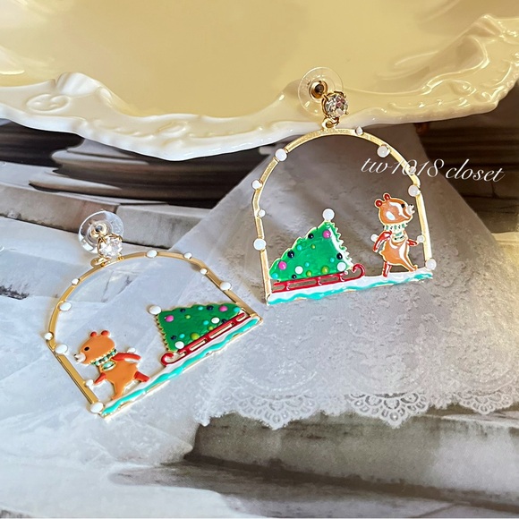 Les Nereides Christmas Tree and Cuddly Bear Post Drop Earrings - Picture 3 of 5